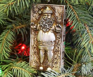Read more about the article Santa Frozen In Carbonite