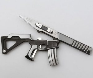 Read more about the article Folding Scalpel Blade Multi-Tool