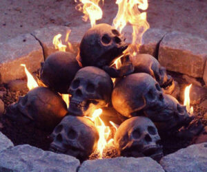 Read more about the article Human Skull Fireplace Logs