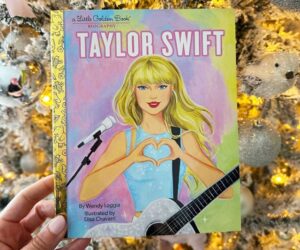 Read more about the article Taylor Swift: Golden Book Biography