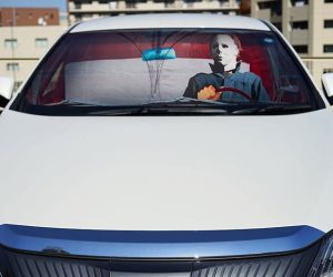 Read more about the article Michael Myers Car Sunshade