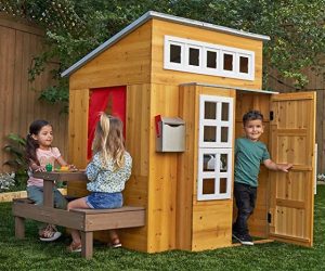 Read more about the article Modern Outdoor Wooden Playhouse